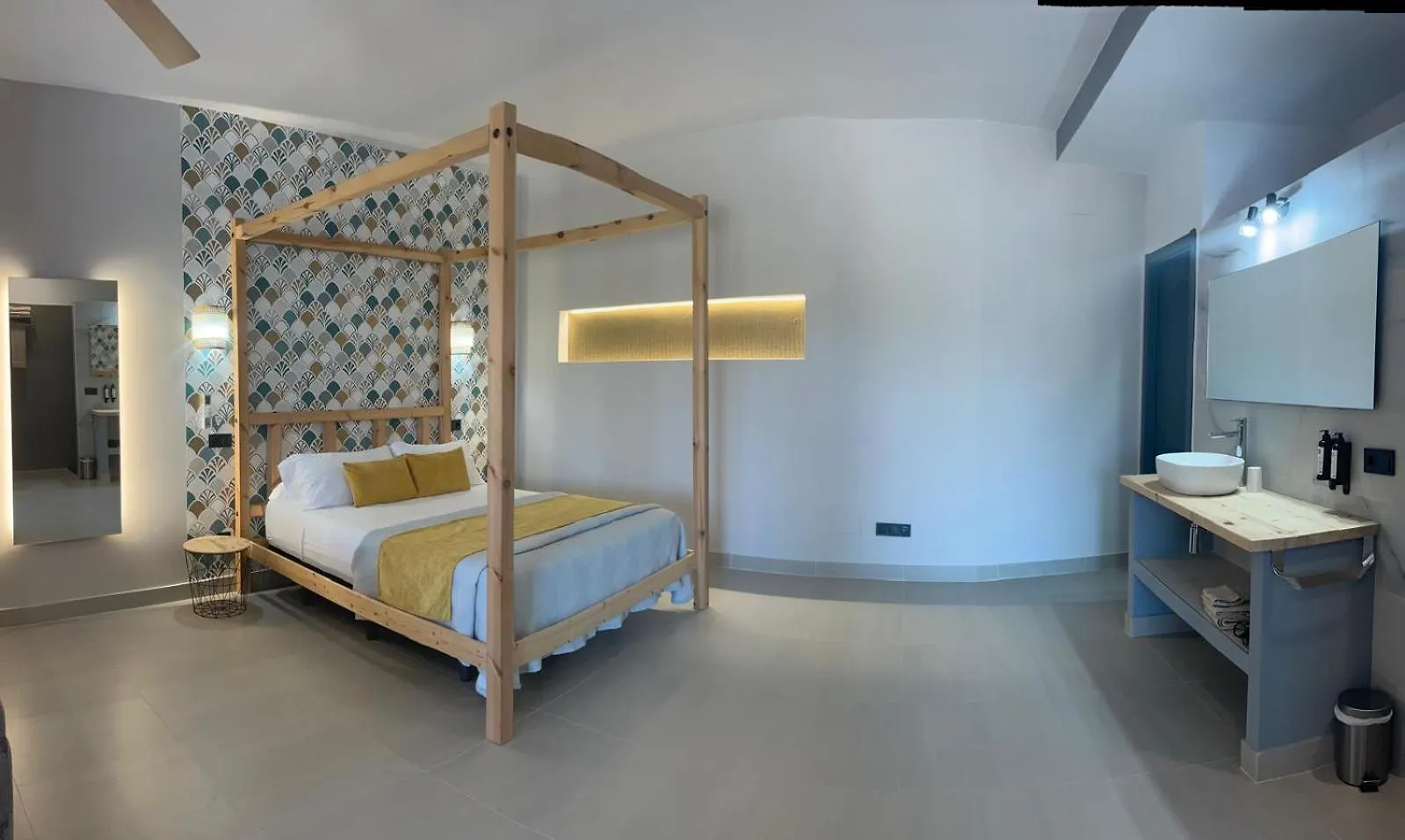 Aparthotel La Lipa Almáchar